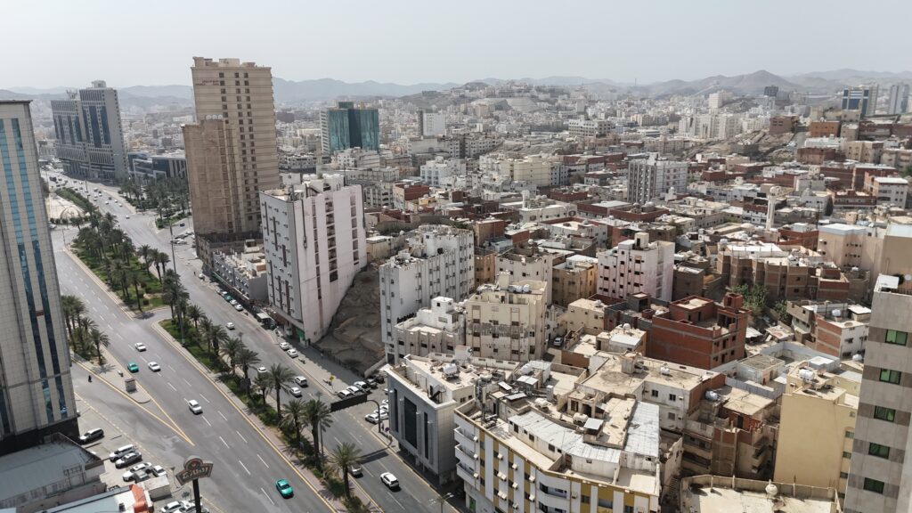 عمارة سكنية بحي الهنداوية بمساحة 245 م² في مدينة مكة المكرمة – العاصمة المقدسة