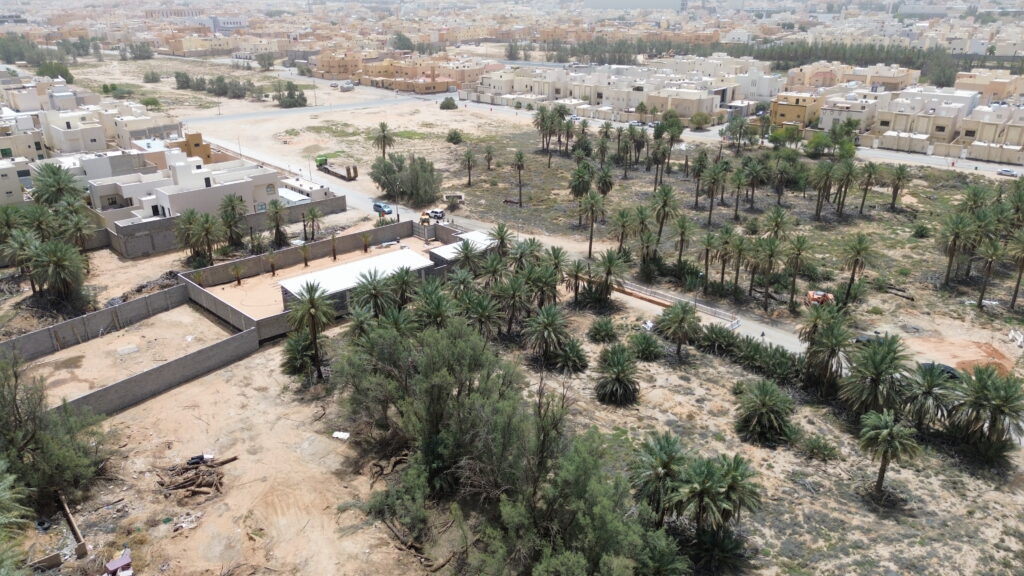 2- أرض سكنية بحي البساتين الشرقي بمساحة 1128.23 م² في مدينة بريدة
