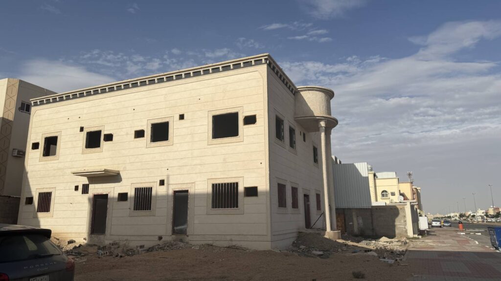 فيلا سكنية 490.5م2 امتداد شمال الضباط المعدل