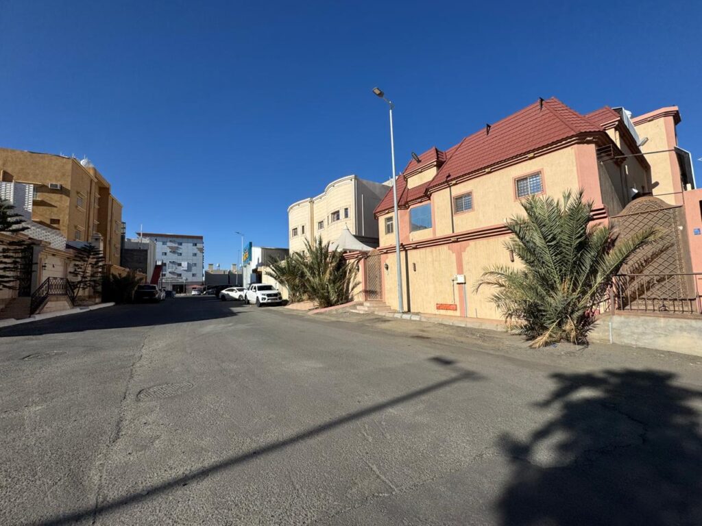 23-فيلا سكنية – مخطط سعيد بن مبطى وعوضه بريدى