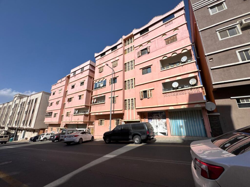 16-عمارة تجارية – اليمانية