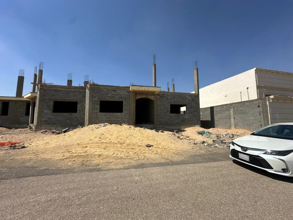 18-مبنى قيد الانشاء بمساحة 594.06 م² في مدينة القريات