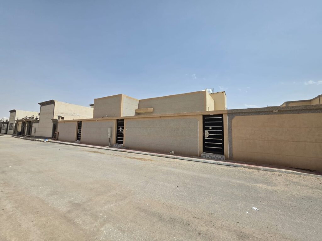 4-فيلا سكنية 440م2 بحي الروضة