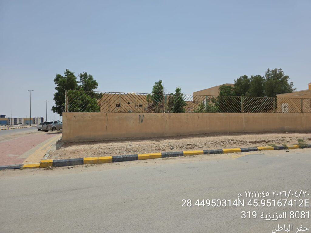 6-أرض سكنية 750م2 بحي العزيزية