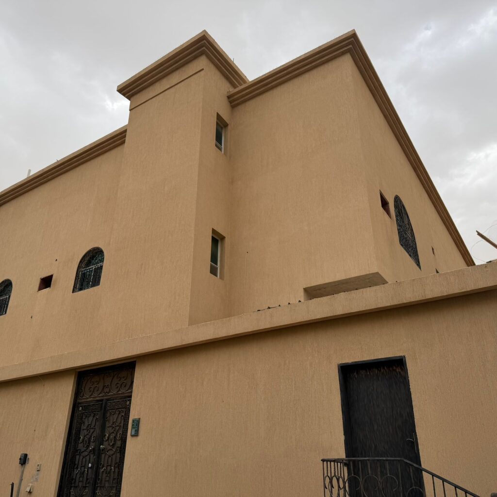 3-فيلا سكنية بحي العليا بمساحة 560 م² في مدينة الرياض