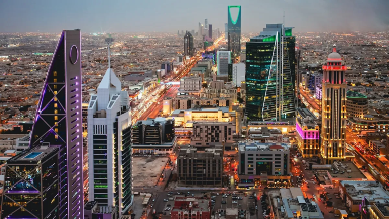 إنفاذ يطرح 1,513 عقارًا عبر 101 مزاد عقاري خلال أكتوبر