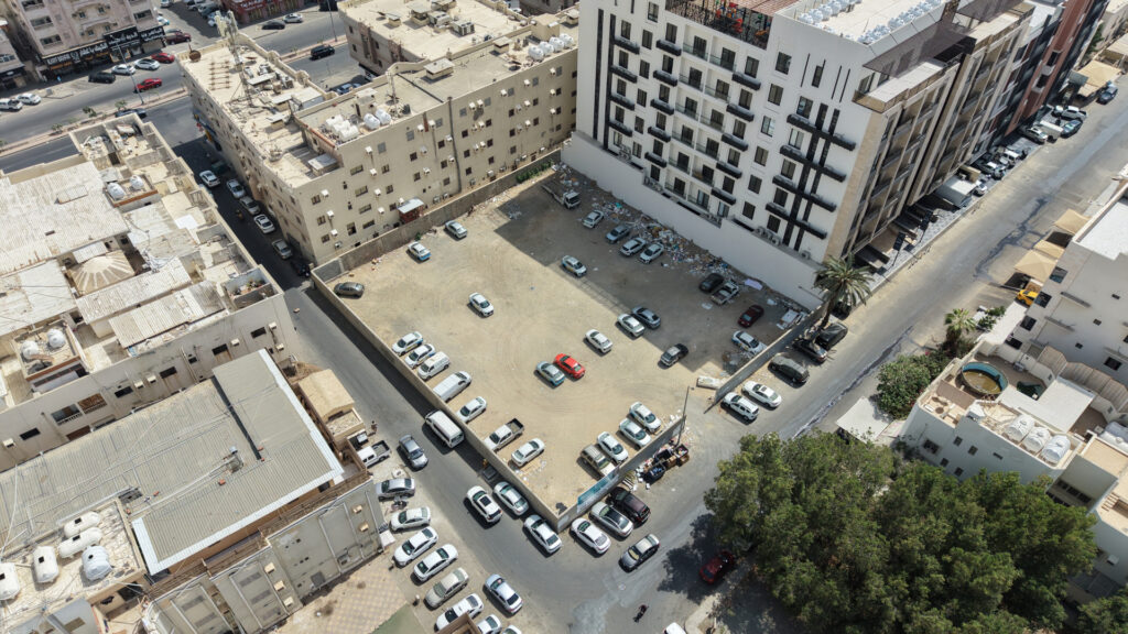 12-أرض سكنية بحي النهضة بمدينة جدة