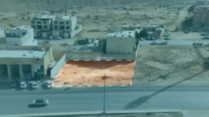 3-ارض سكنية تجارية بحي ظهرة لبن