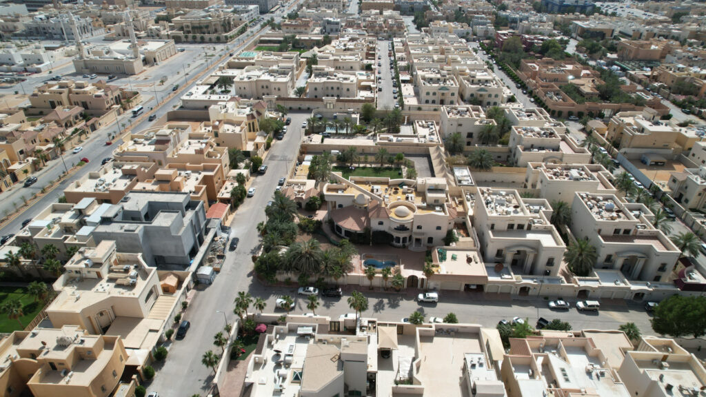 6-فيلا سكنية في حي الغدير بمدينة الرياض