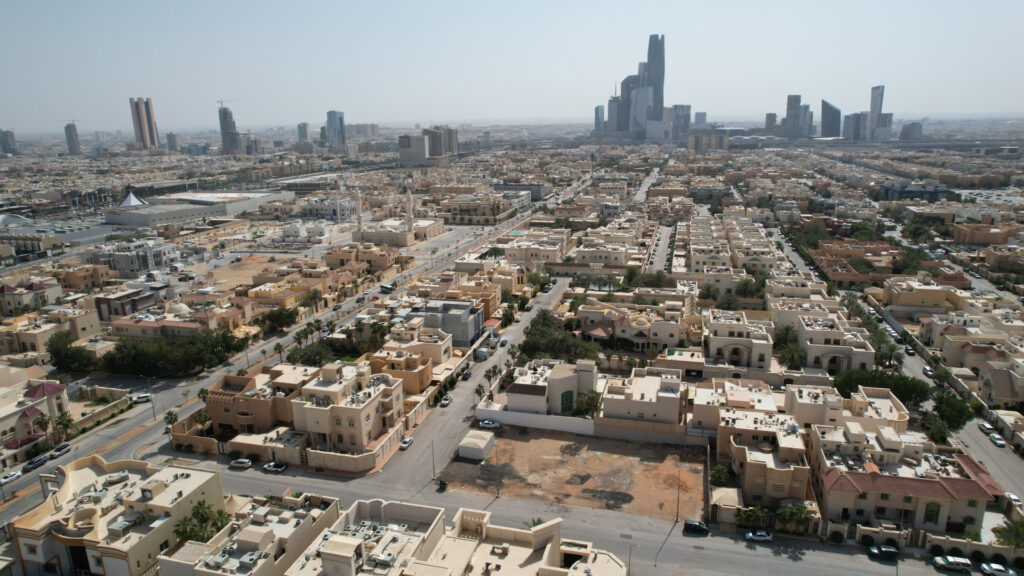 6-فيلا سكنية في حي الغدير بمدينة الرياض
