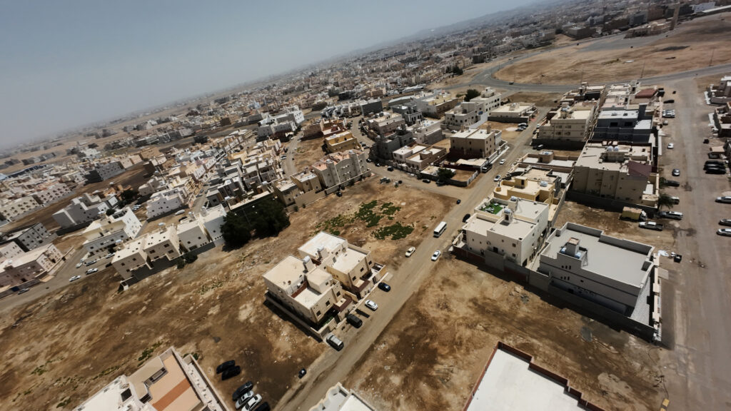 8-ارض سكنية
