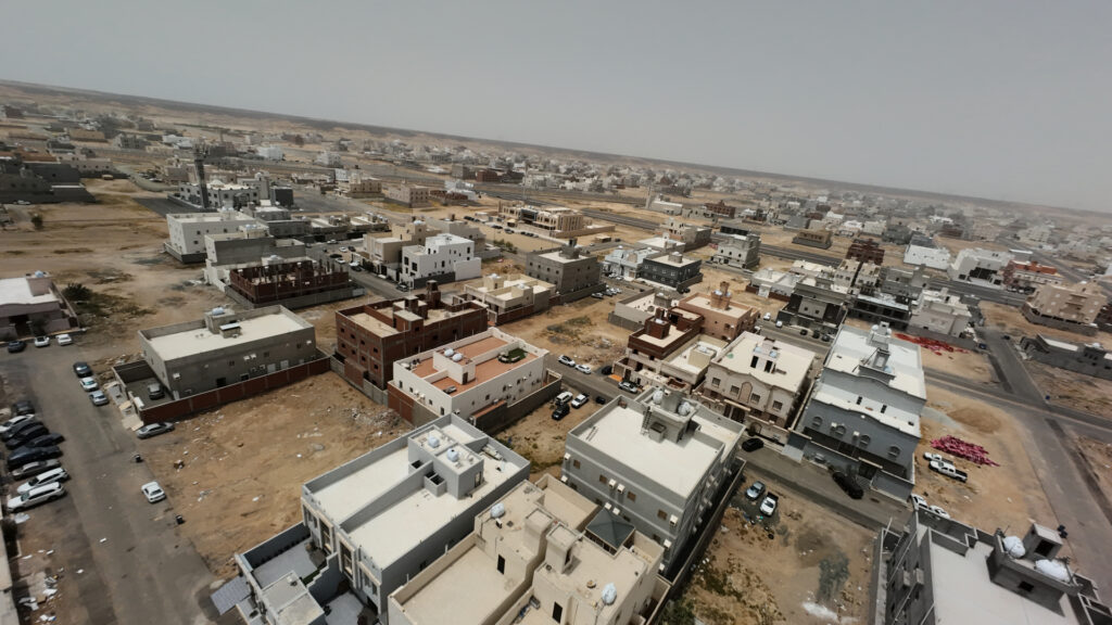 10-ارض سكنية