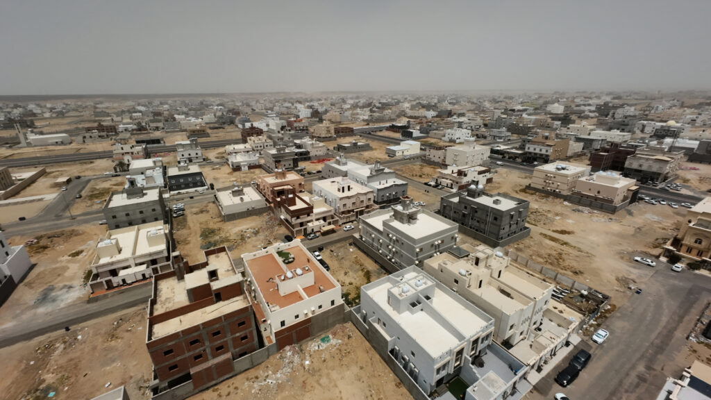 10-ارض سكنية