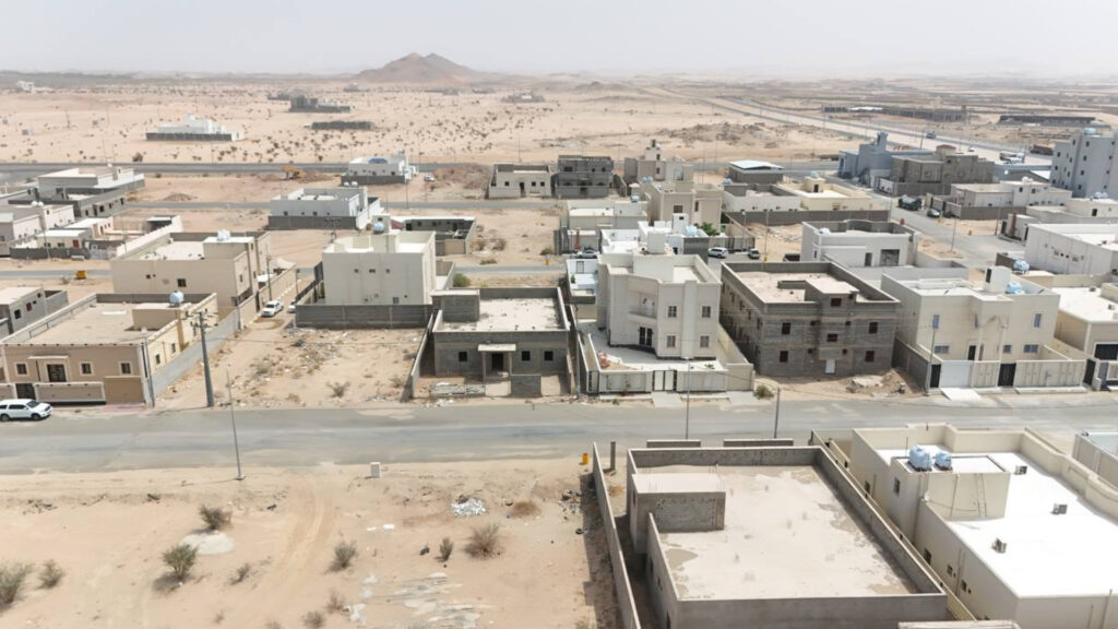 16-فيلا سكنية بحي شرق المدينة