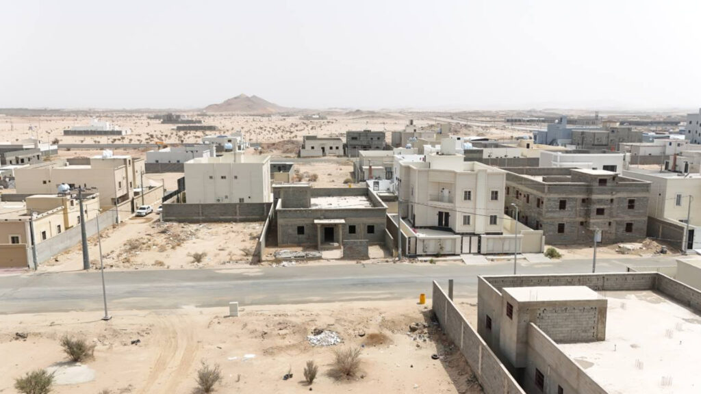16-فيلا سكنية بحي شرق المدينة