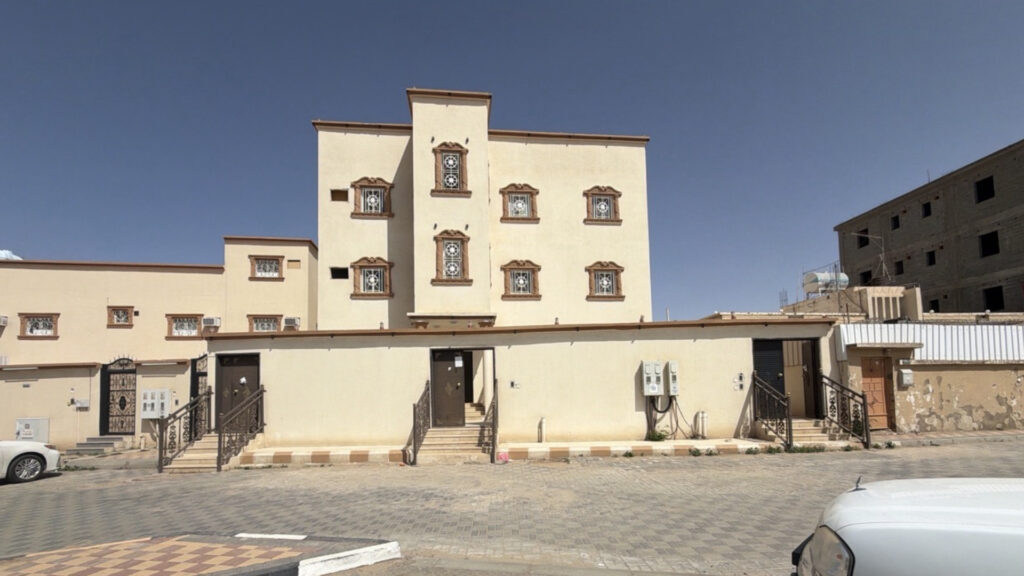 2-عمارة سكنية في مخطط حي الفهد بمساحة 505م قطعة رقم 663