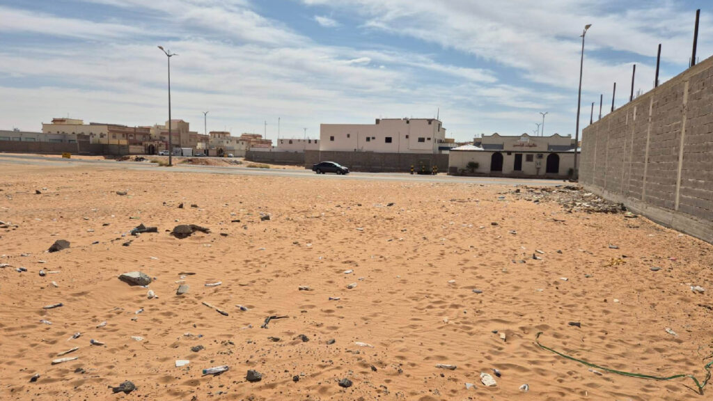 5-أرض سكنية في حي الأمير مشعل ب بمساحة 800م قطعة رقم 658