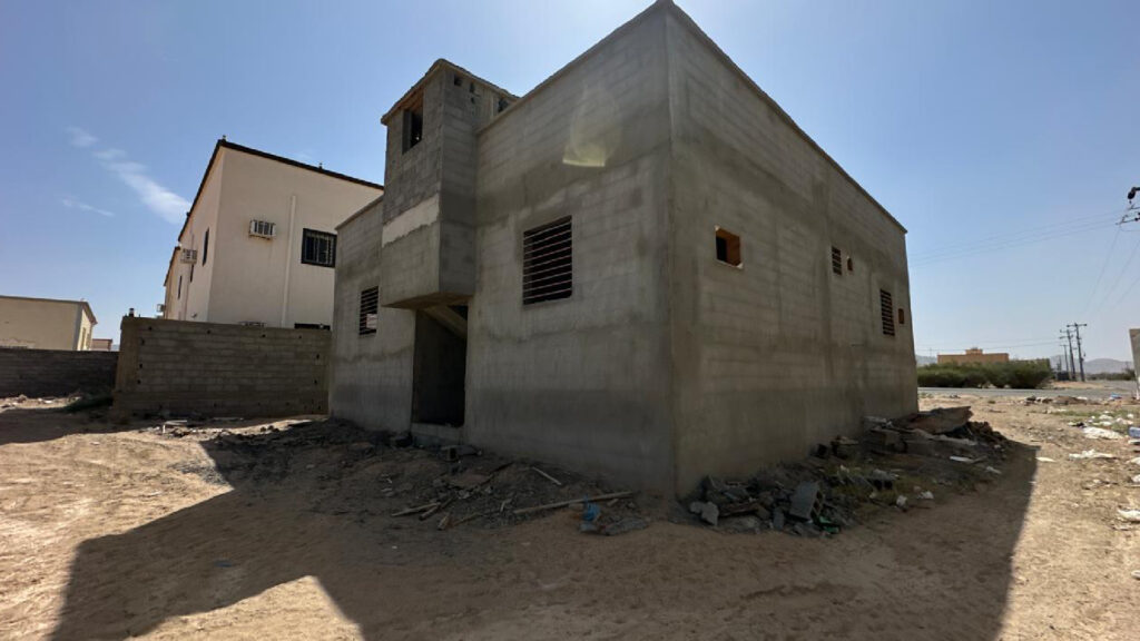 15-فيلا سكنية في حي المنتشر بمساحة 700م قطعة رقم 684