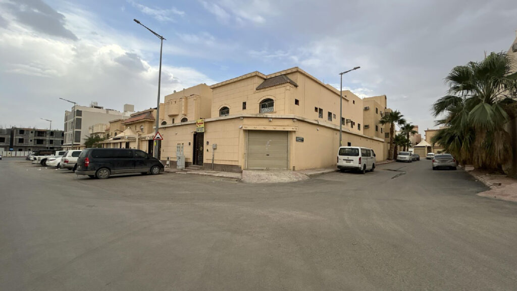 3-فيلا سكنية فى حى طويق