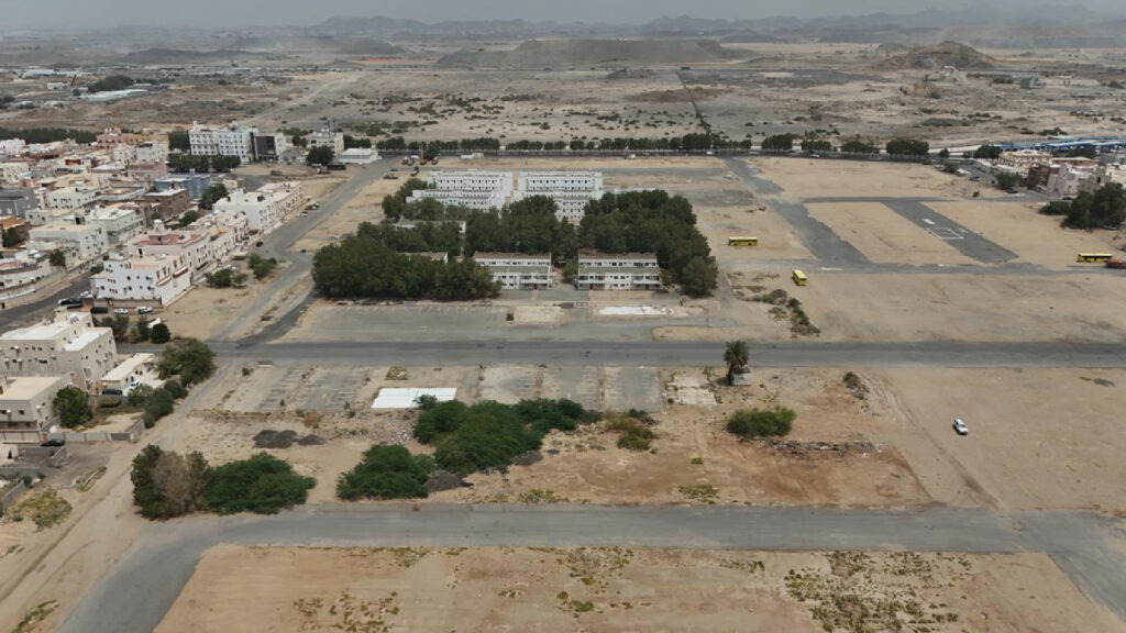13-أرض سكنية
