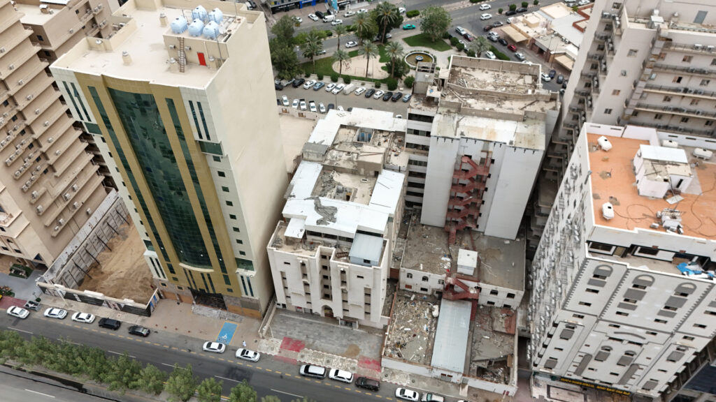 2-عمارتين على طريق الطائف