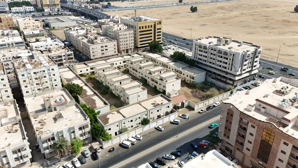 1-مجمع سكني ,مشرفة