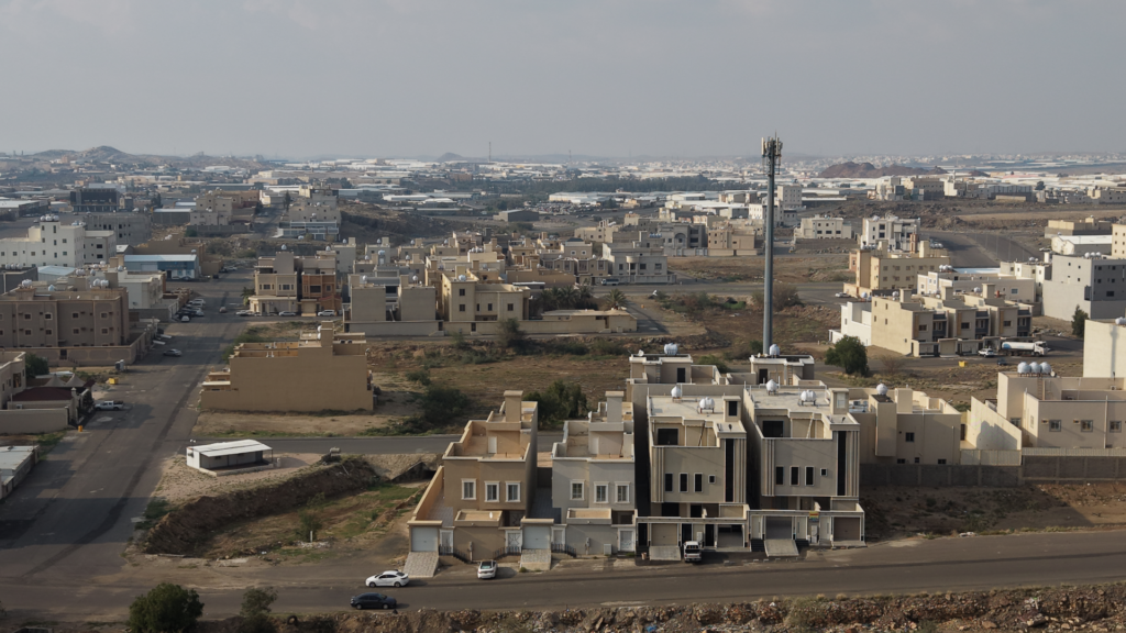2-فيلا سكنية 375م2 بحي النور