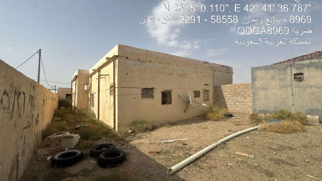 25-بيت شعبي