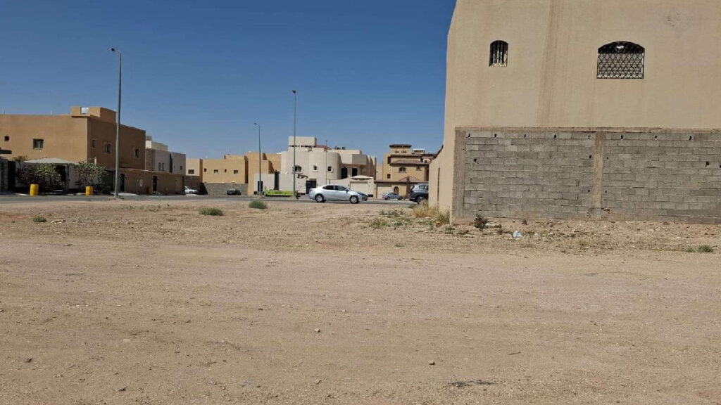 17-أرض سكنية