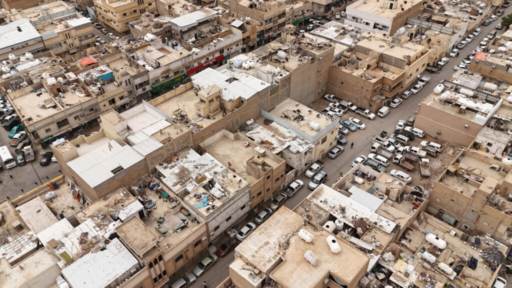 3-عمارة سكنية بحي منفوحة