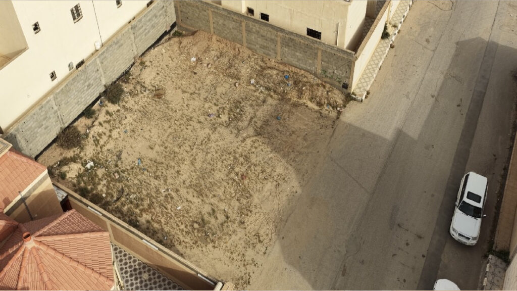 13-ارض سكنية بحي الباطن