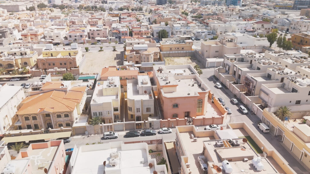 2-فيلا سكنية بحي النزهة بمدينة الدمام