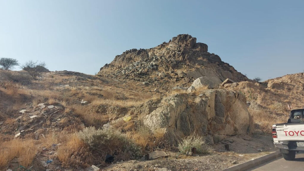 8- أرض بمدينة مكة المكرمة حي الشرائع