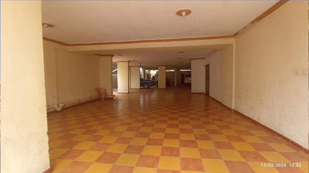 8-شقة سكنية بحي الفيصلية بمدينة جدة