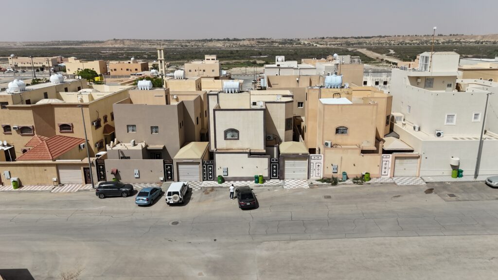 7- فيلا سكنية بمساحة 266 م² في مدينة المذنب