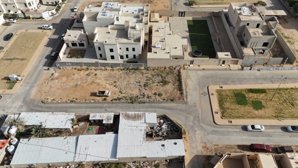 10-أرض سكنية بمساحة 487.5 م² في مدينة عنيزة