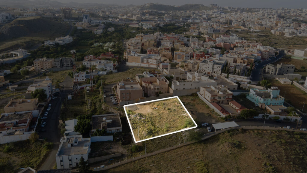 18- أرض سكنية بمساحة 2174 م² في مدينة أبها