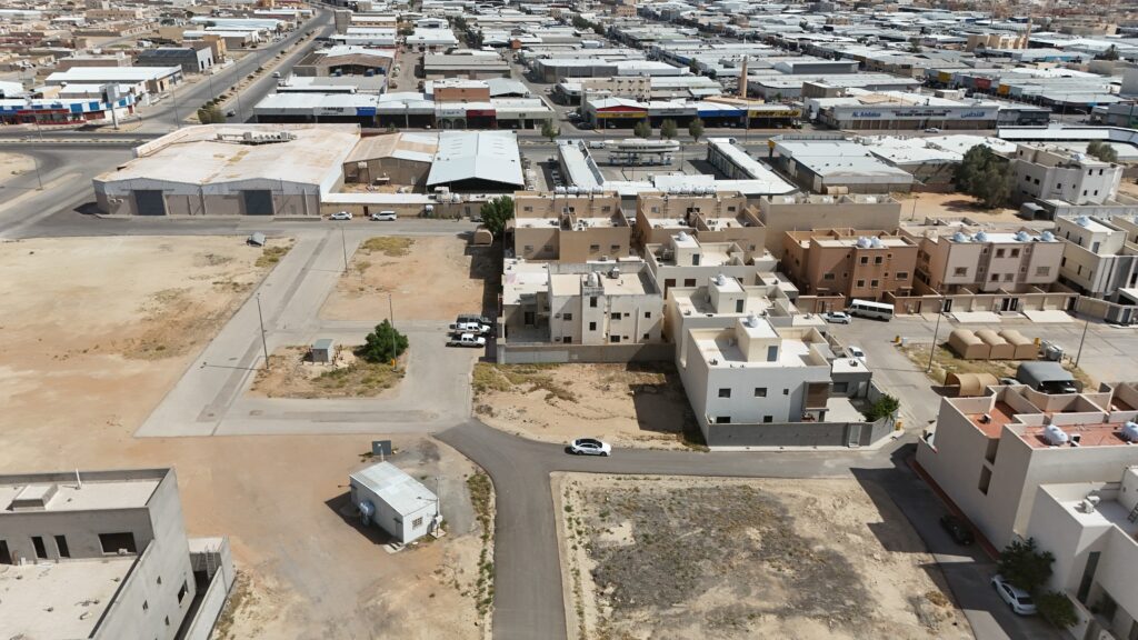 3-أرض سكنية – المنار