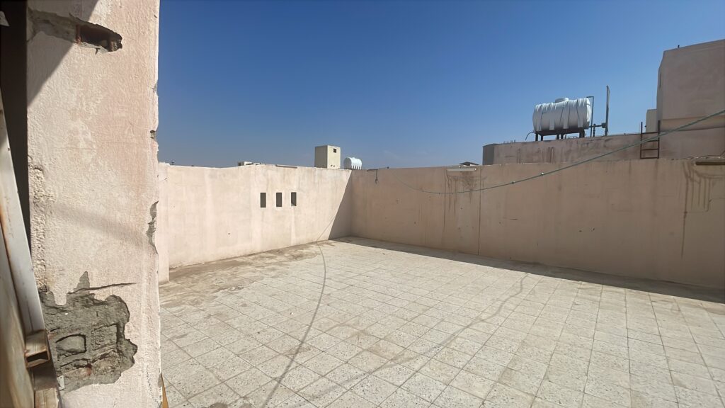 9-عمارتين سكنية-الحرة الشرقية جزع العريض المسماه العليا الحدود