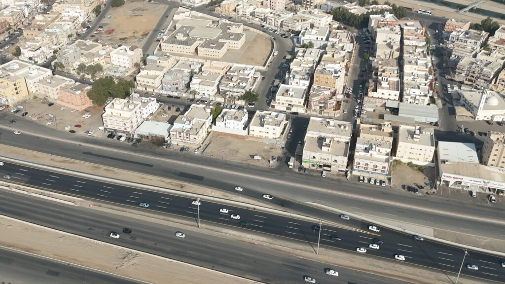 13-أرض سكنية 600م20بحي الجوهرة