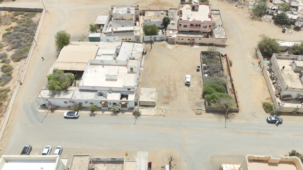 9-أرض سكنية 675.94م2 بحي السوق