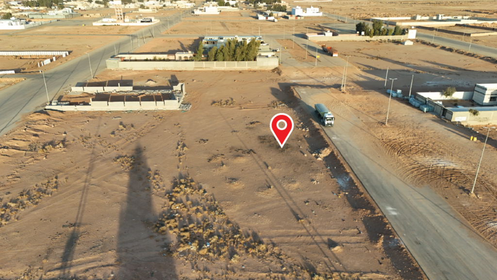 6- أرض سكنية بحي ( حزم الجلاميد – عرعر ) بمساحة 800 م² في مدينة عرعر