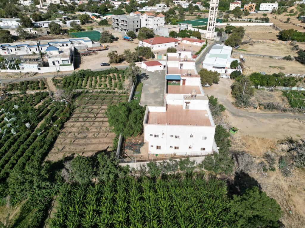 1-مجمع سكني (كمباوند) 2646.77م2 بحي الشفا