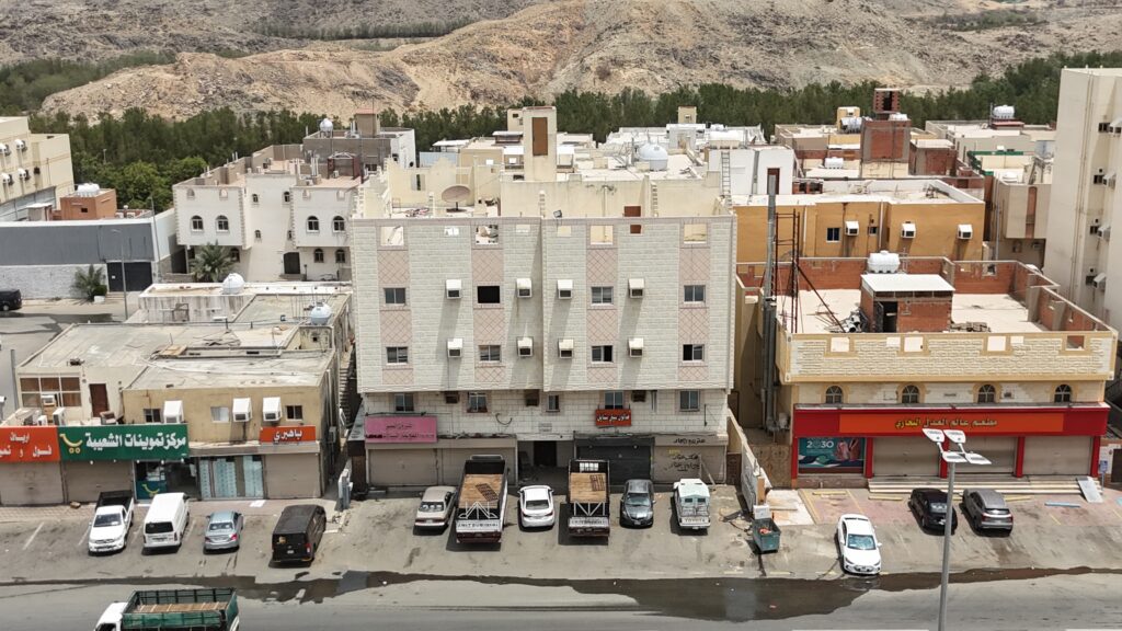 16- عمارة تجارية سكنية بحي وادي السلولي المرحلة الاولي بمساحة 565.12 م² في مدينة مكة المكرمة – العاصمة المقدسة