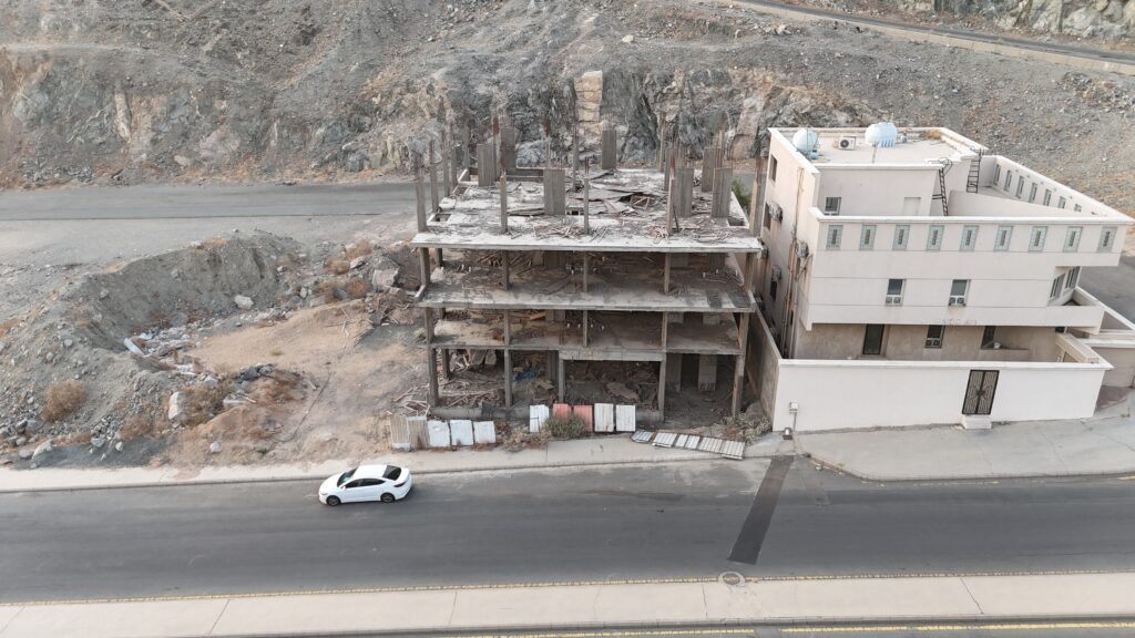 15- عمارة سكنية تحت الانشاء بحي جبل السيدة بمساحة 400 م² في مدينة مكة المكرمة – العاصمة المقدسة