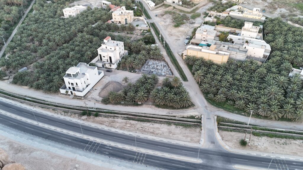 5-أرض زراعية 3403.55م2 بحي القاره , الهفوف