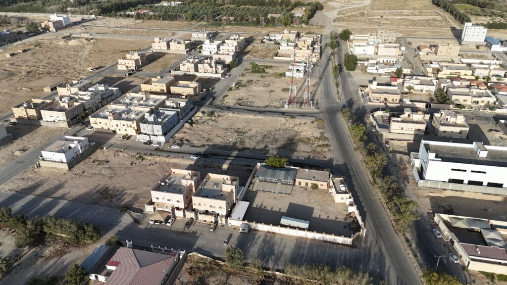2-فيلا سكنية 416.5م2 بحي جنوب الهفوف
