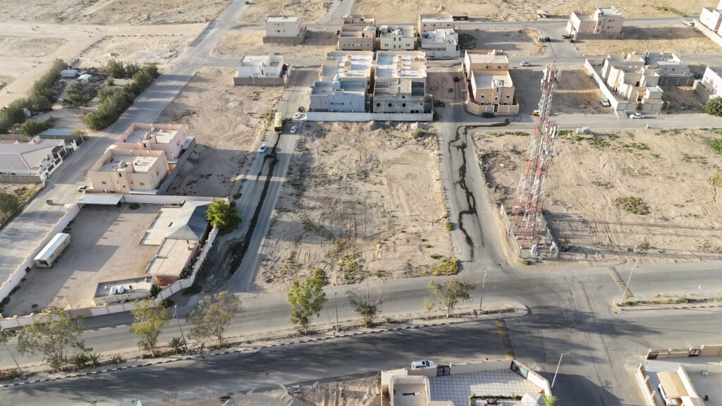 1-أرض سكنية 416.5م2 بحي جنوب الهفوف