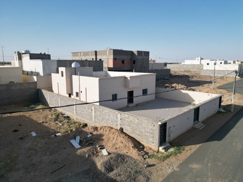 4-فيلا سكنية دور واحد 600م2 بحي الجدر الشرقي