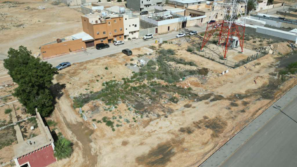 4- ارض تجارية سكنية بحي الغناميه بمساحة 1428 م² في مدينة الرياض